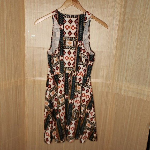 H&M Aztec Print Sleeveless Fit And Flare Dress - Picture 2 of 6